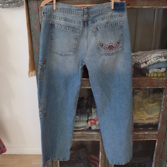 Urban Outfitters BDG Kayla Embroidered Jean Size 33 NWOT - Picture 6 of 11